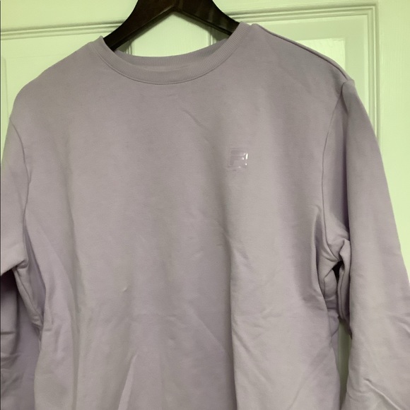 COPY - Women’s Fila Sweatshirt - Picture 3 of 4